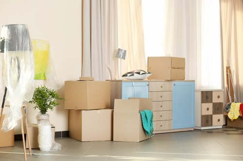 People using long-term storage in Rotherhithe for moving and renovations