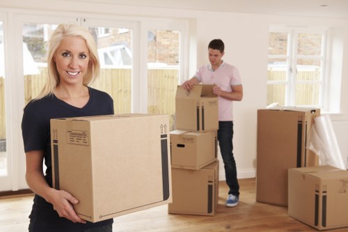 Secure short-term storage facility serving Rotherhithe residents